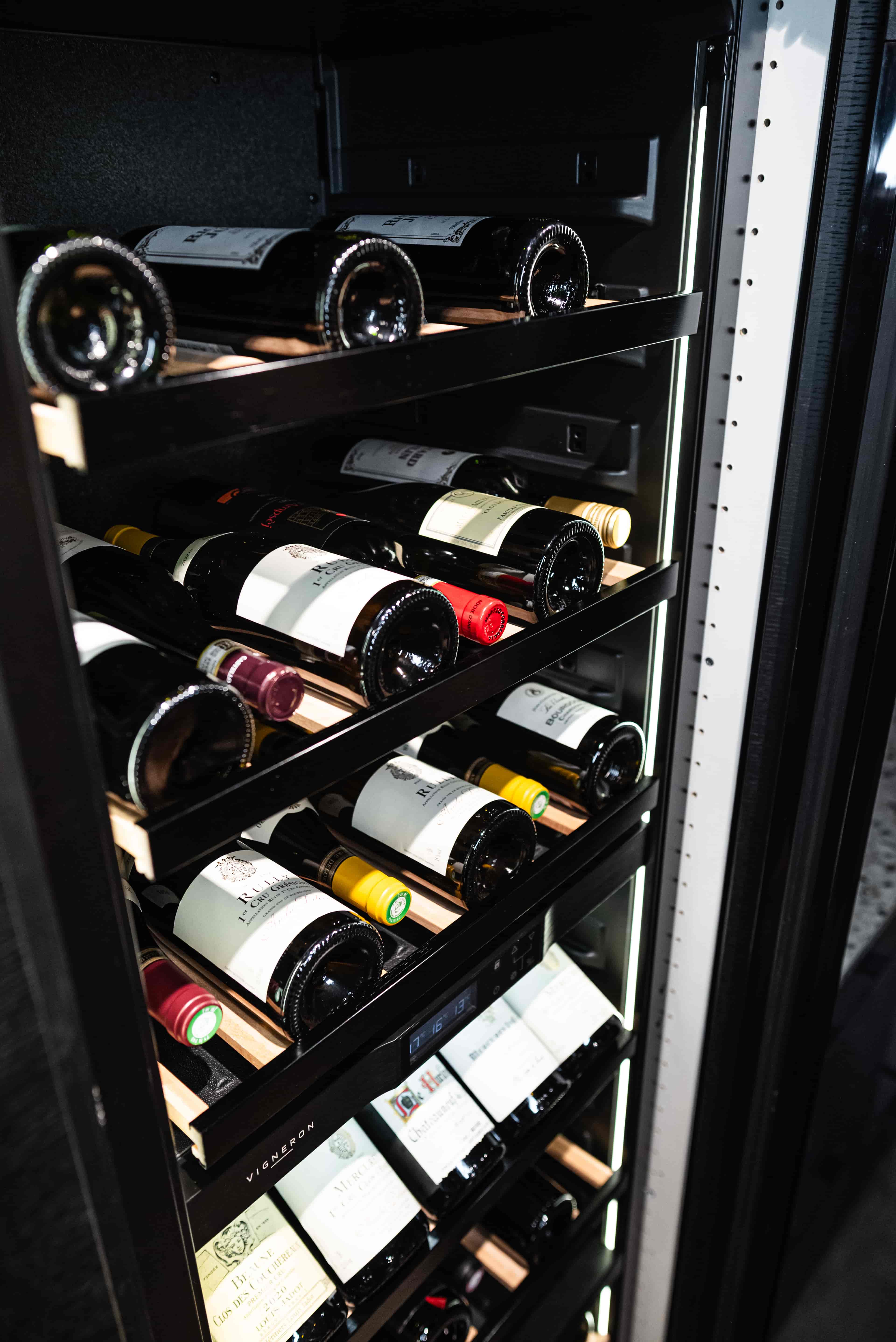 Hyllkant VKB/VKI, Svart Hyllkant VKB/VKI, Svart