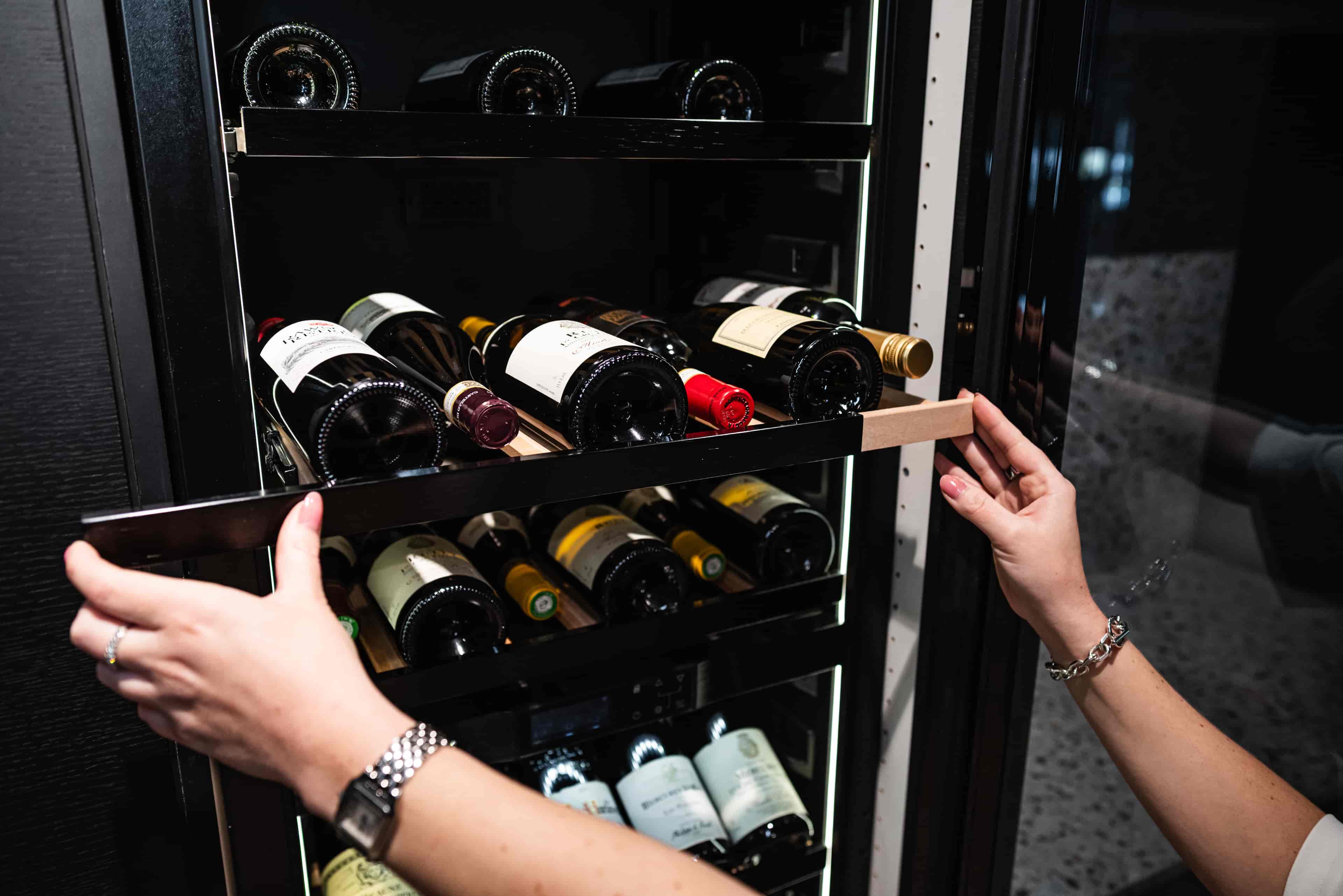 Hyllkant VS130/170, VD180 Svart Hyllkant VS130/170, VD180 Svart