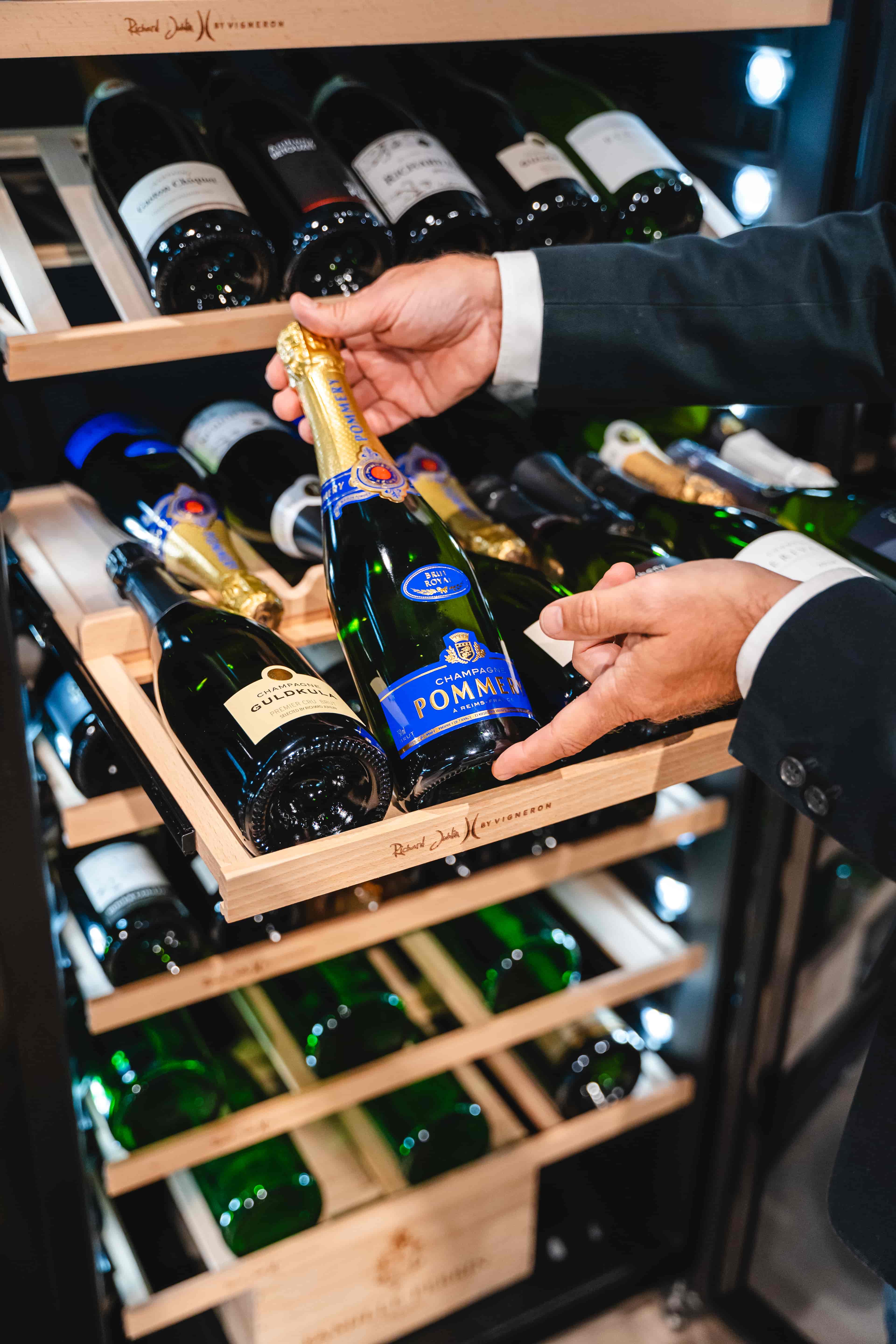 Champagnehylla Richard Juhlin VS200 Champagnehylla Richard Juhlin VS200