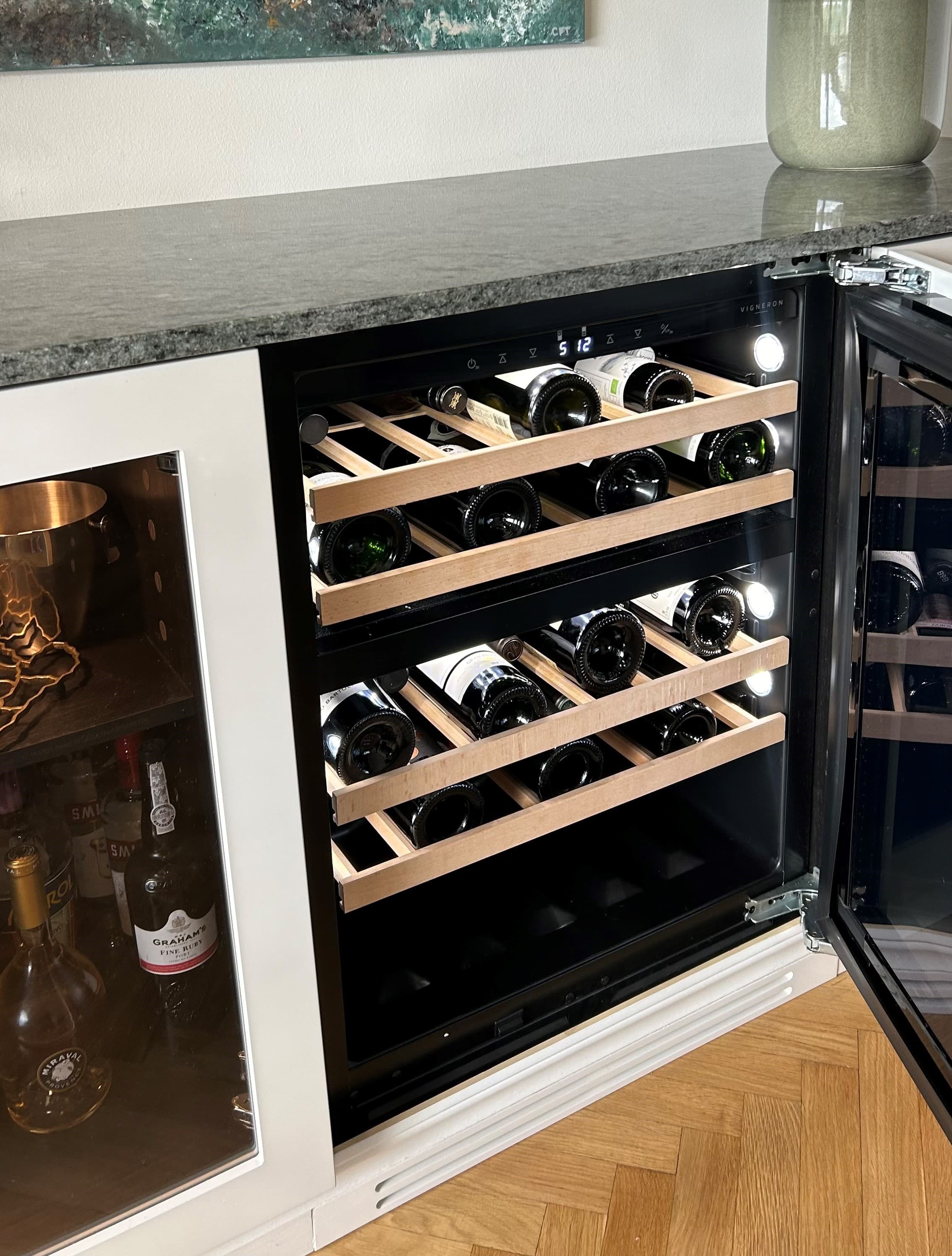 caroline freyschess vigneron